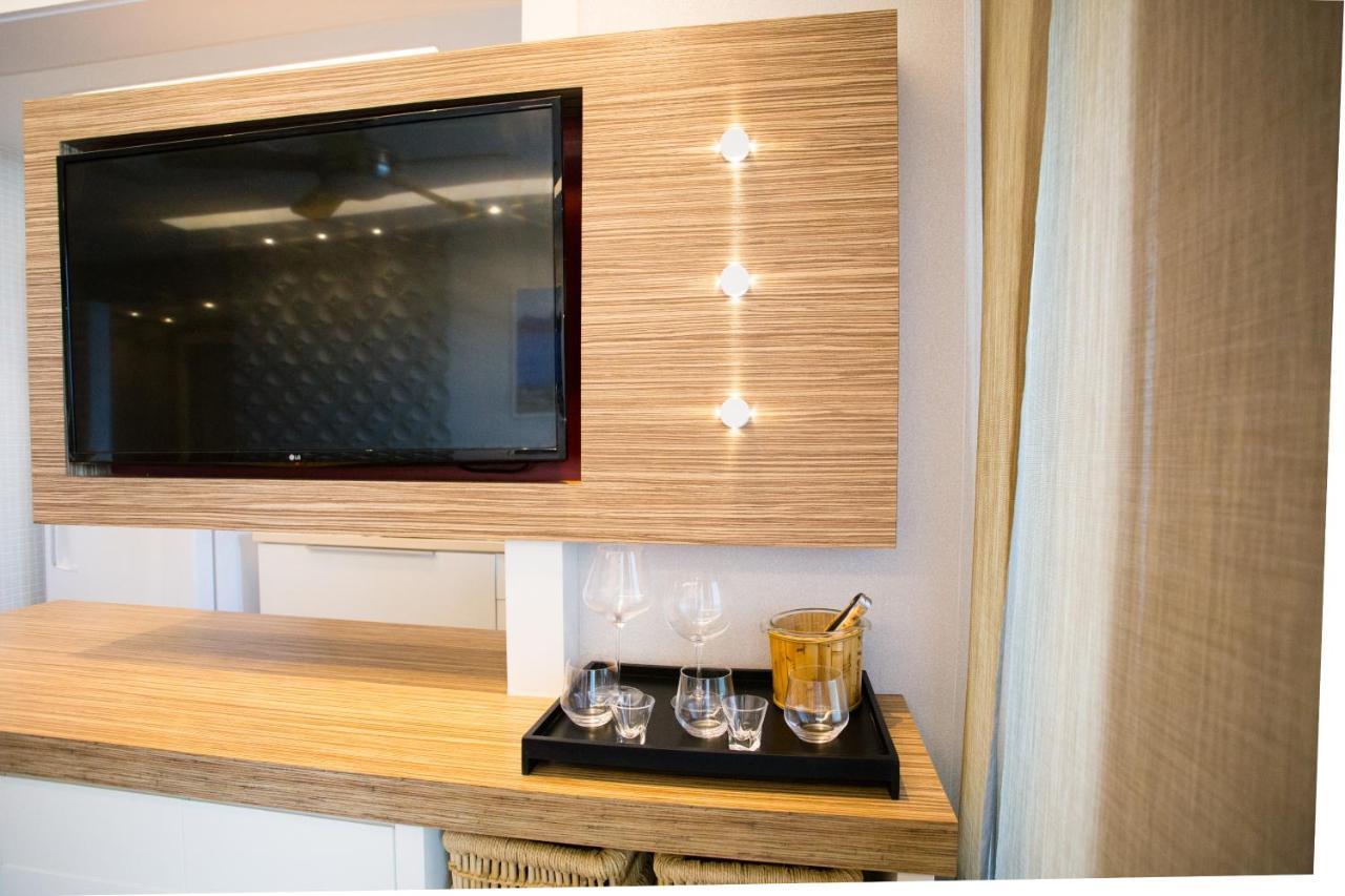 Barra Da Tijuca De Frente Para O Mar - 2 Suites Ate 6 Pessoas Em Camas Рио де Жанейро Екстериор снимка
